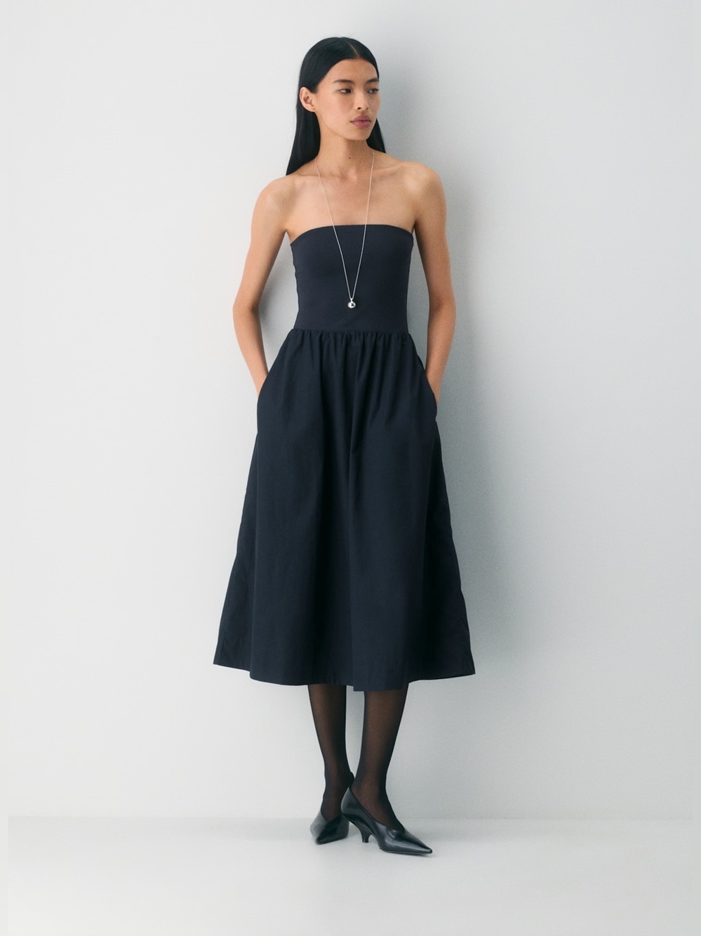 Aritzia Babaton Fluid Poplin Dress